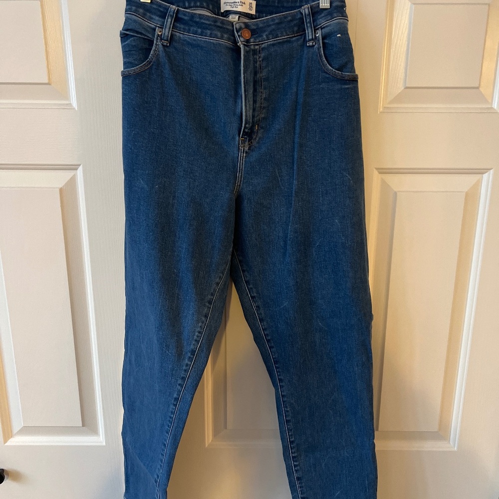 Abercrombie & Fitch Jeana